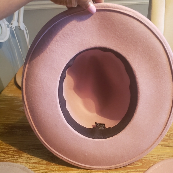 Hat - Picture 5 of 7